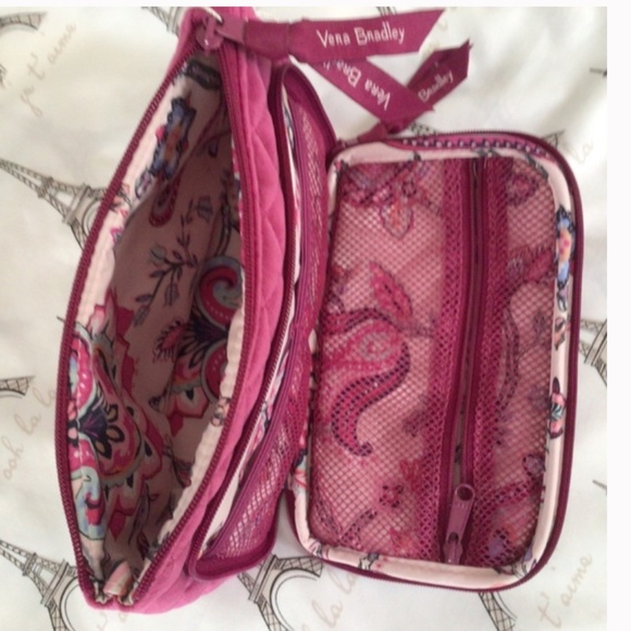 💐Plush Vera Bradley Compact Organizer in Majestic Pink/Felicity Paisley Pink - Picture 4 of 5